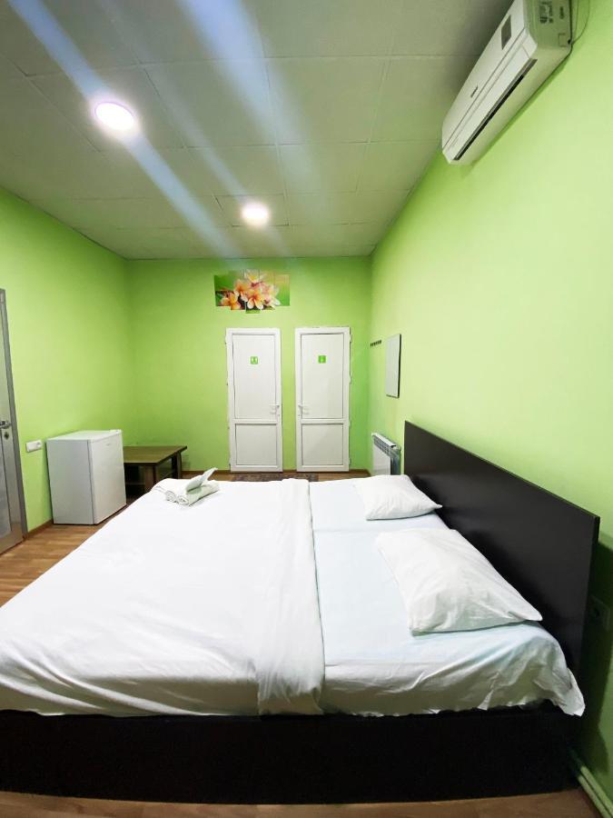 Dom Hostel & Tours Erivan Exterior foto